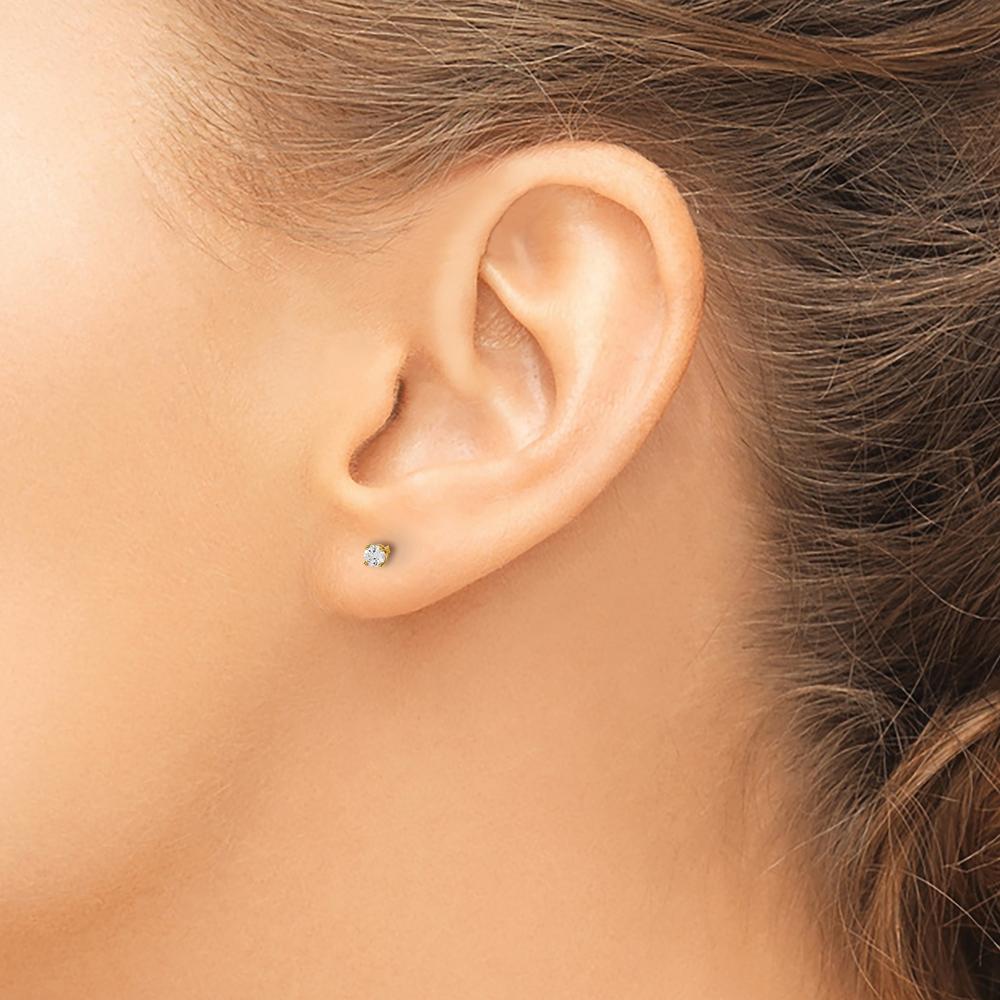 14K Yellow Gold Diamond Stud Earrings with 0.10 Carat Total Diamond Weight - VS2/SI1 G-I Clarity by 0