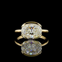 14K Yellow Gold East-West Oval Lab Diamond Solitaire Ring with Half-Bezel Setting - 2.57 Carat E VVS2 IGI Certified - Covaloro Fine Jewelry