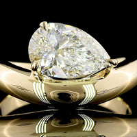 14K Yellow Gold East-West Pear Shape Lab Diamond Solitaire Ring - 1.57 Carat Total Weight, E VVS2, GIA Certified - Covaloro Fine Jewelry