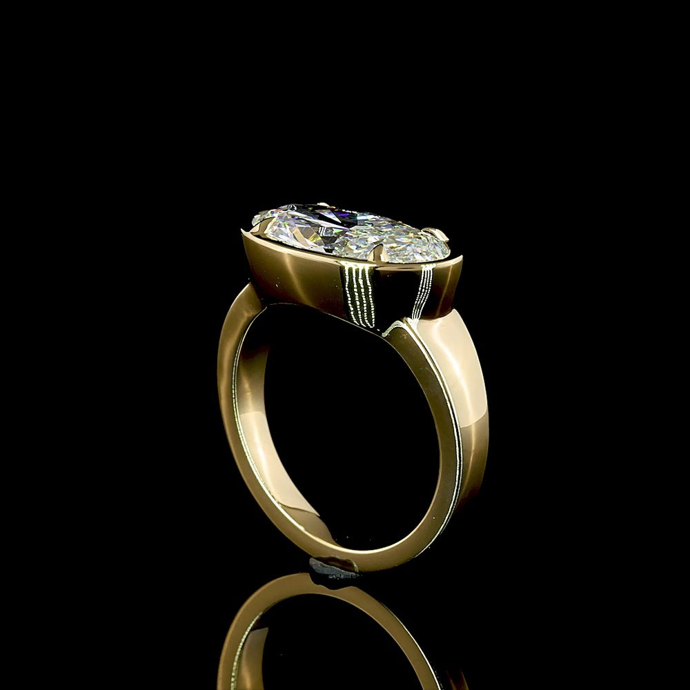 14K Yellow Gold East-West Set Oval Cut Lab Diamond Solitaire Ring - 3.12 Carat E VVS2 Certified - Covaloro Fine Jewelry
