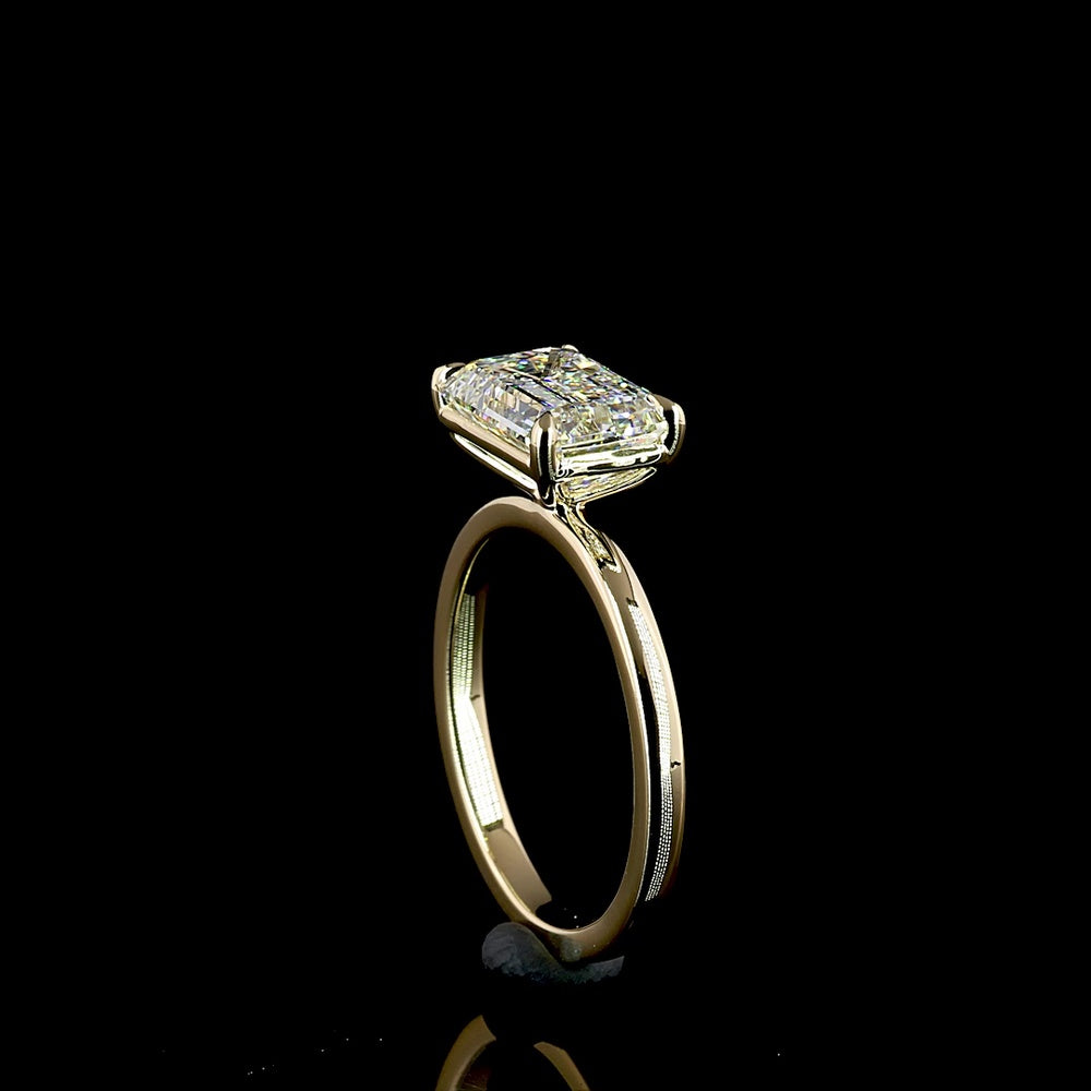 14K Yellow Gold East-West Solitaire Ring with 3.10 Carat Emerald Cut Lab Diamond - E VVS2 IGI Certified - Covaloro Fine Jewelry