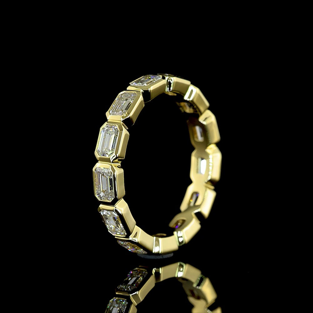 14K Yellow Gold Emerald-Cut Lab Diamond Eternity Band with East-West Bezel Setting - 2.13 Carat Total Diamond Weight, E-F Color, VS Clarity - Covaloro Fine Jewelry