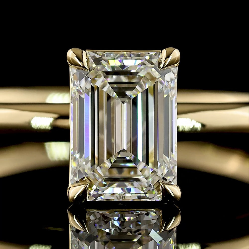 14K Yellow Gold Emerald Cut Solitaire Ring with 1.04 Carat Lab Diamond - D VVS2 IGI Certified - Covaloro Fine Jewelry