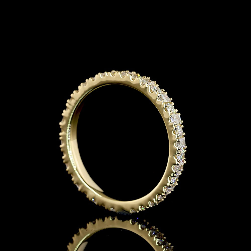 14K Yellow Gold Eternity Band with Alternating Baguette and Round Lab Diamonds - 0.89 Carats Total Diamond Weight - Covaloro Fine Jewelry