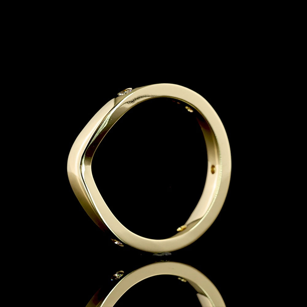 14K Yellow Gold Eternity Band with Flush Set Round Lab Diamonds - 0.10 Carats Total Diamond Weight - Covaloro Fine Jewelry