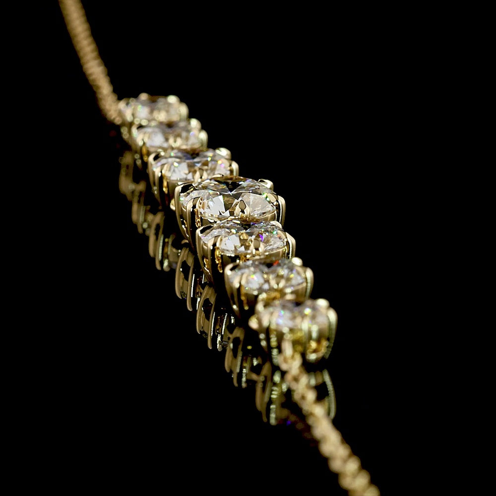 14K Yellow Gold Graduated Diamond Necklace with 7 Prong Set Round Brilliant Cut Lab Diamonds - 2.66 Carats Total Diamond Weight - Covaloro Fine Jewelry