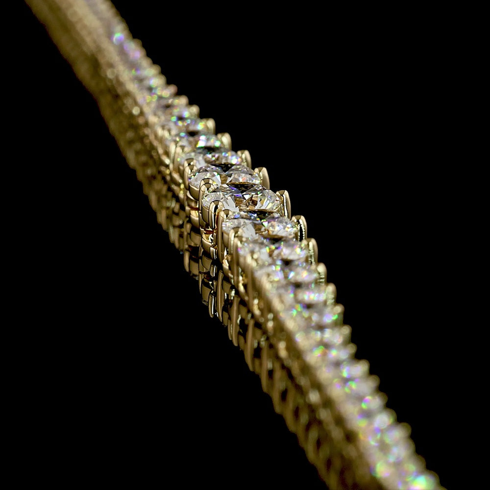 14K Yellow Gold Graduated Riviera Necklace with 221 Round Brilliant Cut Lab Diamonds - 5.23 Total Carat Weight E-F VS - Covaloro Fine Jewelry