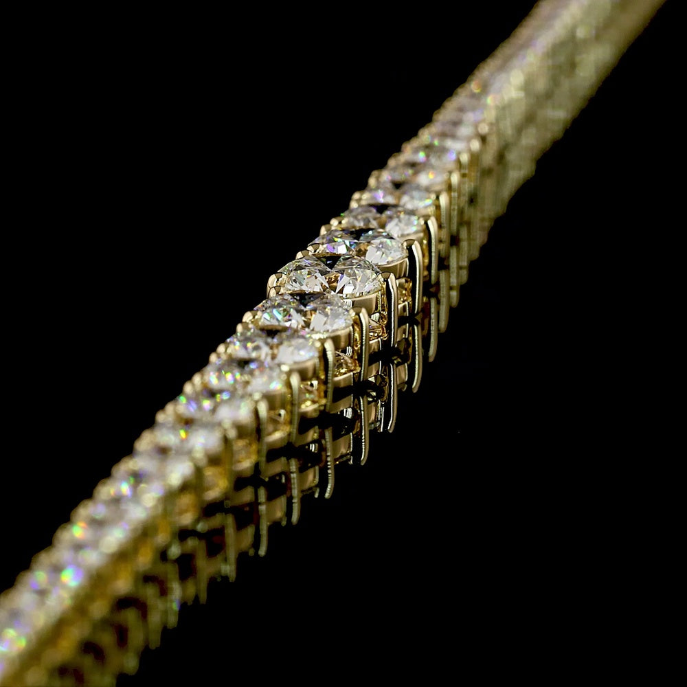 14K Yellow Gold Graduated Riviera Necklace with 221 Round Brilliant Cut Lab Diamonds - 5.23 Total Carat Weight E-F VS - Covaloro Fine Jewelry
