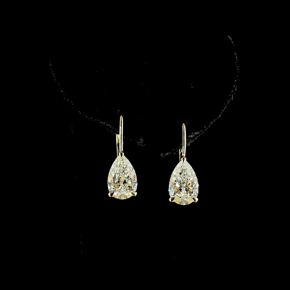 14K Yellow Gold Hanging Drop Earrings with 4.14 Carats Pear and Brilliant Cut Lab Diamonds in Prong Setting - Covaloro Fine Jewelry
