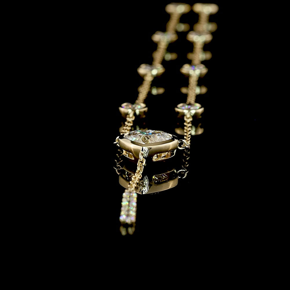 14K Yellow Gold Heart Lariat Necklace with Bezel and Prong Set Lab Diamonds - 2.46 Carat Total Weight - Covaloro Fine Jewelry