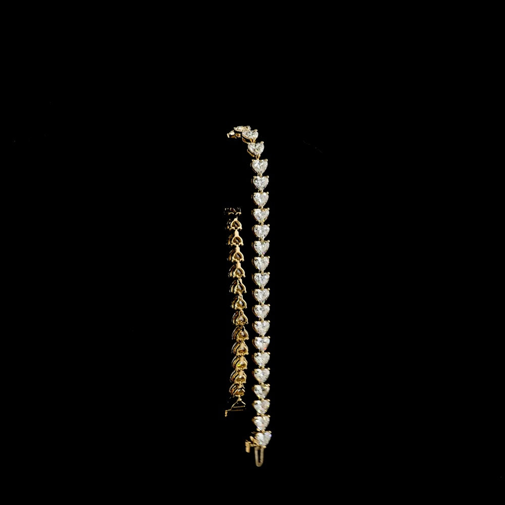 14K Yellow Gold Heart-Shaped Diamond Tennis Bracelet with East-West Prong Set Lab Diamonds - 10.51 Carat Total Weight, E-F Color VS Clarity - Covaloro Fine Jewelry