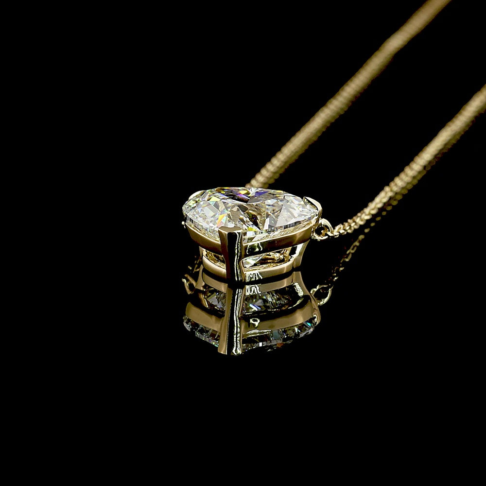 14K Yellow Gold Heart-Shaped Solitaire Pendant with 2.57 Carat Lab-Grown Diamond - IGI Certified F VVS2 - Covaloro Fine Jewelry