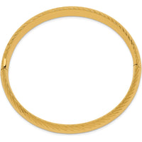 14K Yellow Gold Hinged Oval Bangle Bracelet with Polished and Diamond-Cut Texture - 10mm Width, 7.5in Length by Oro Pregiato