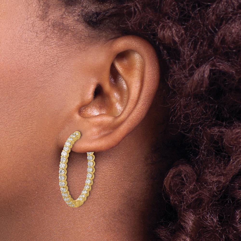 14K Yellow Gold In & Out Oval Hoop Earrings with 52 Round Diamonds - 0.059 Carat Total Diamond Weight by Oro Pregiato