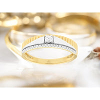 14K Yellow Gold Men's Diamond Ring with 0.20 Carats Total Diamond Weight