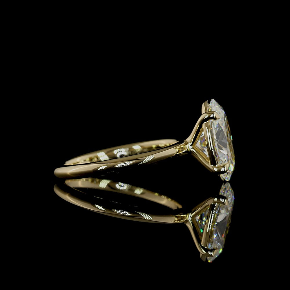 14K Yellow Gold North-South Oval Solitaire Ring with 3.11 Carat Lab Diamond, E-F Color VVS2 Clarity, IGI Certified - Covaloro Fine Jewelry