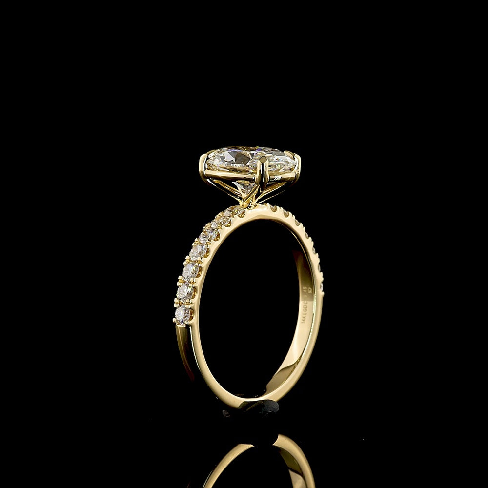 14K Yellow Gold Oval Solitaire Engagement Ring with Brilliant Cut Diamond Pavé Shank - 2.46 Carats Total Diamond Weight (IGI Certified) - Covaloro Fine Jewelry