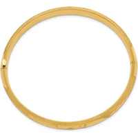 14K Yellow Gold Oversize Florentine Engraved 8.00mm Hinged Bangle Bracelet with Diamond-Cut Texture by Oro Pregiato