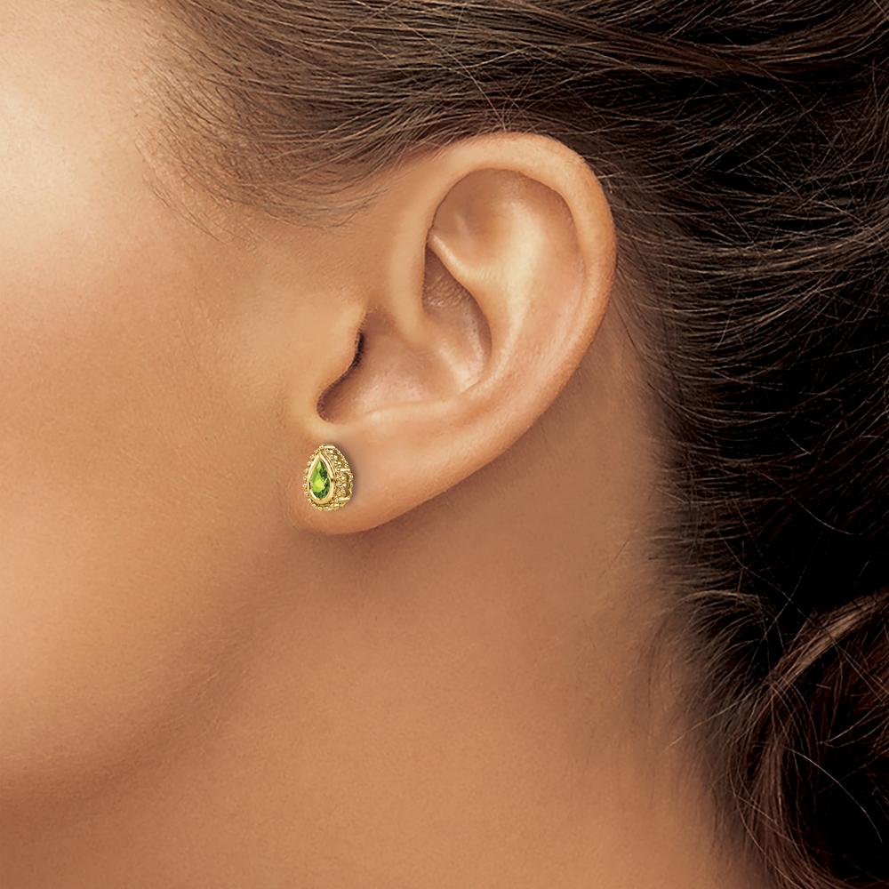 14K Yellow Gold Pear Peridot Stud Earrings - 0.75 Carat Total Peridot Weight by Monteluci Fine Jewelry