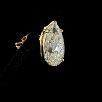 14K Yellow Gold Pear Shape Diamond Stud Earrings with North-South Prong Set Lab Diamonds - 5.04 Carat Total Weight (D-VVS2, IGI Certified) - Covaloro Fine Jewelry