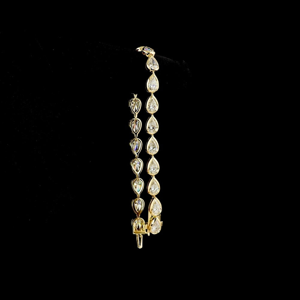 14K Yellow Gold Pear-Shape East-West Tennis Bracelet with Bezel-Set Lab Diamonds - 10.52 Carat Total Weight - Covaloro Fine Jewelry