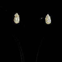 14K Yellow Gold Pear-Shape Lab Diamond Stud Earrings - 3.53 Total Carat Weight, E-F VVS2 IGI Certified - Covaloro Fine Jewelry