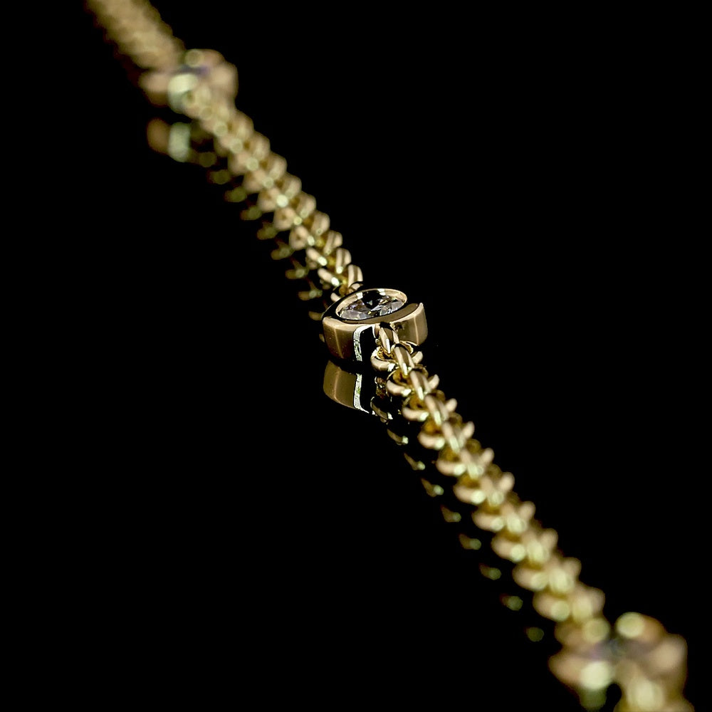 14K Yellow Gold Pear Shape Lariat Necklace with Bezel and Prong Set Lab Diamonds - 1.46 Carats Total Diamond Weight - Covaloro Fine Jewelry