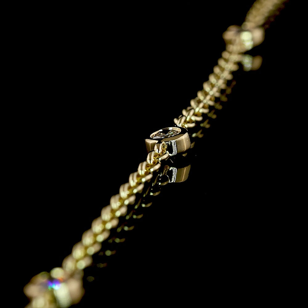 14K Yellow Gold Pear Shape Lariat Necklace with Bezel and Prong Set Lab Diamonds - 1.46 Carats Total Diamond Weight - Covaloro Fine Jewelry
