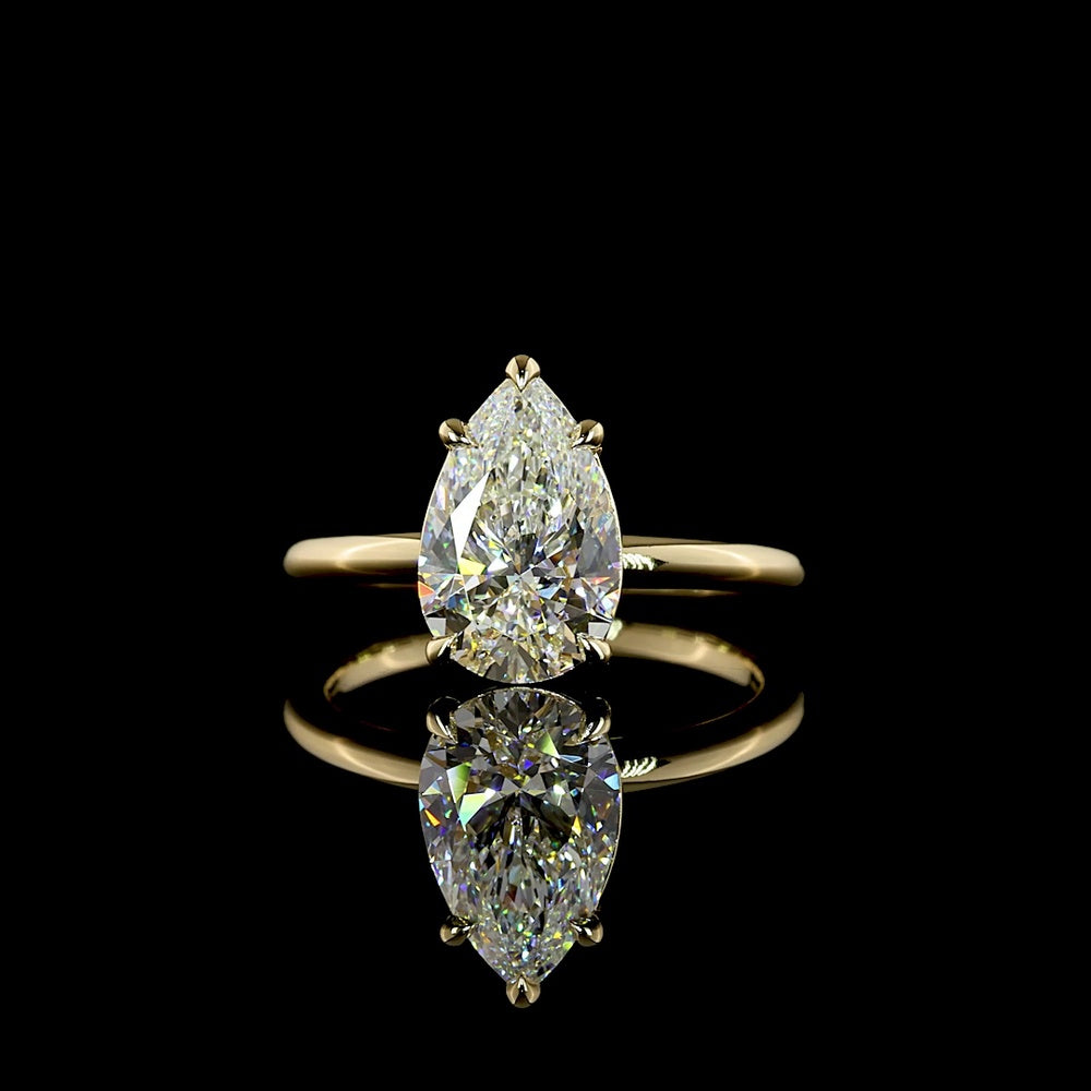 14K Yellow Gold Pear Shape Solitaire Ring with 2.53 Carat Lab Diamond - D VVS2 Clarity, IGI Certified - Covaloro Fine Jewelry