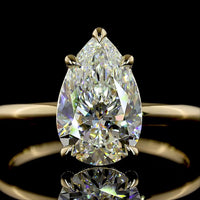 14K Yellow Gold Pear Shape Solitaire Ring with 2.53 Carat Lab Diamond - D VVS2 Clarity, IGI Certified - Covaloro Fine Jewelry