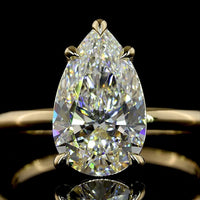14K Yellow Gold Pear Shape Solitaire Ring with 3.11 Carat Lab Grown D VVS2 Diamond - IGI Certified - Covaloro Fine Jewelry