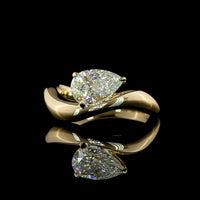 14K Yellow Gold Pear Shape Solitaire Ring with Inclined Setting - 1.00 Carat Lab Grown Diamond E-F Color VS1 Clarity - Covaloro Fine Jewelry
