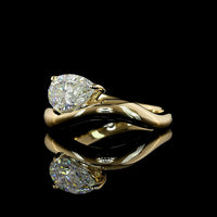 14K Yellow Gold Pear Shape Solitaire Ring with Inclined Setting - 1.00 Carat Lab Grown Diamond E-F Color VS1 Clarity - Covaloro Fine Jewelry