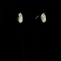 14K Yellow Gold Pear-Shaped Lab Diamond Stud Earrings - D VVS2 Clarity, North-South Prong Set, 4.46 Carat Total Weight (IGI Certified) - Covaloro Fine Jewelry