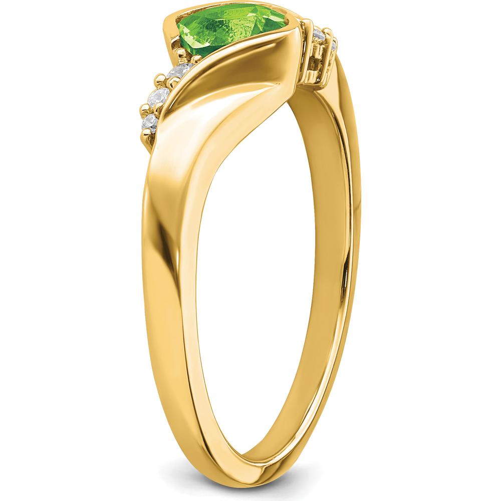14K Yellow Gold Peridot and Diamond Ring - 0.588 Carat Peridot, 0.045 Carat Total Diamond Weight by 0