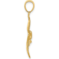 14K Yellow Gold Polished and Textured Stingray Charm - Ocean Inspired Pendant by Oro Pregiato