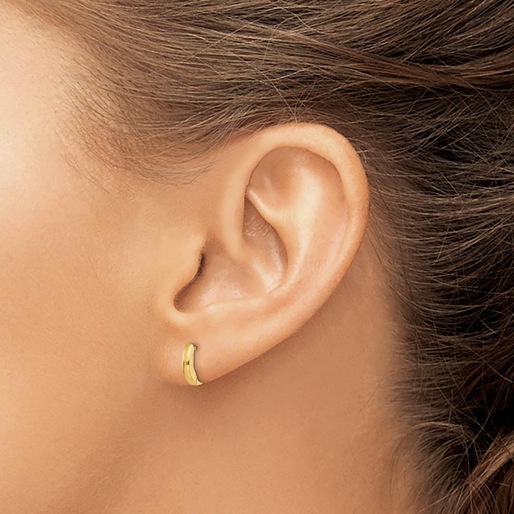 14K Yellow Gold Polished Round Hinged Hoop Earrings - 6mm Width by Oro Pregiato