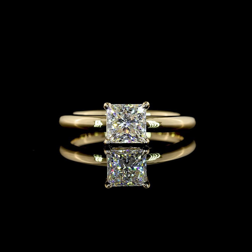 14K Yellow Gold Princess Cut Solitaire Ring with 1.02 Carat Lab Grown Diamond - IGI Certified E VVS1 - Covaloro Fine Jewelry