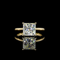 14K Yellow Gold Princess Cut Solitaire Ring with 3.14 Carat Lab-Grown Diamond - E Color VVS2 Clarity IGI Certified - Covaloro Fine Jewelry