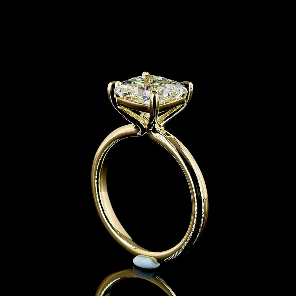 14K Yellow Gold Princess Cut Solitaire Ring with 3.14 Carat Lab-Grown Diamond - E Color VVS2 Clarity IGI Certified - Covaloro Fine Jewelry