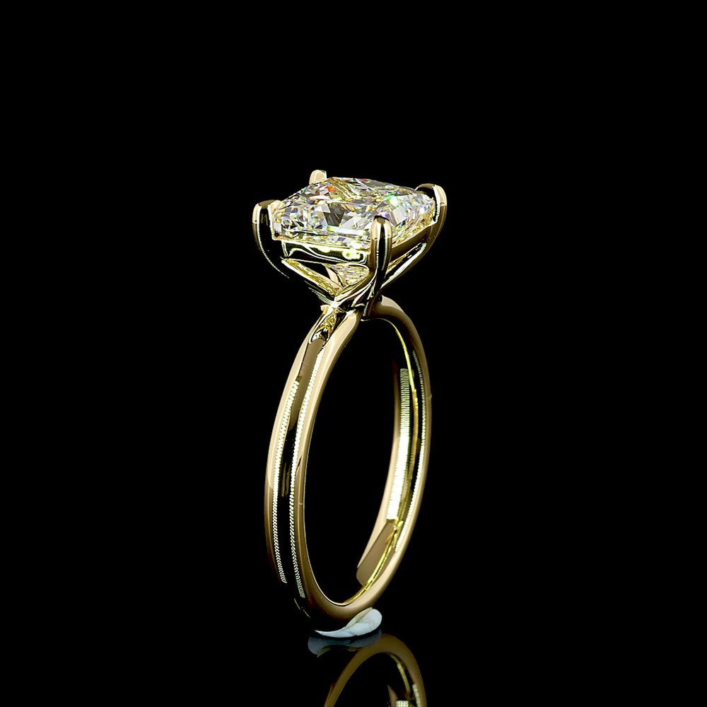 14K Yellow Gold Princess Cut Solitaire Ring with 3.14 Carat Lab-Grown Diamond - E Color VVS2 Clarity IGI Certified - Covaloro Fine Jewelry