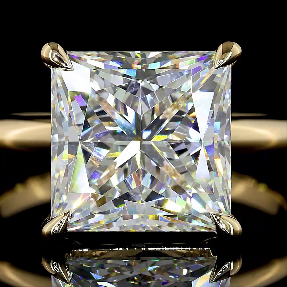 14K Yellow Gold Princess Cut Solitaire Ring with 5.19 Carat Lab Grown E-F VVS2 Diamond - IGI Certified - Covaloro Fine Jewelry