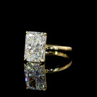 14K Yellow Gold Radiant Cut Solitaire Ring with 5.04 Carat Lab-Grown Diamond - E-F Color, VS1 Clarity, IGI Certified - Covaloro Fine Jewelry