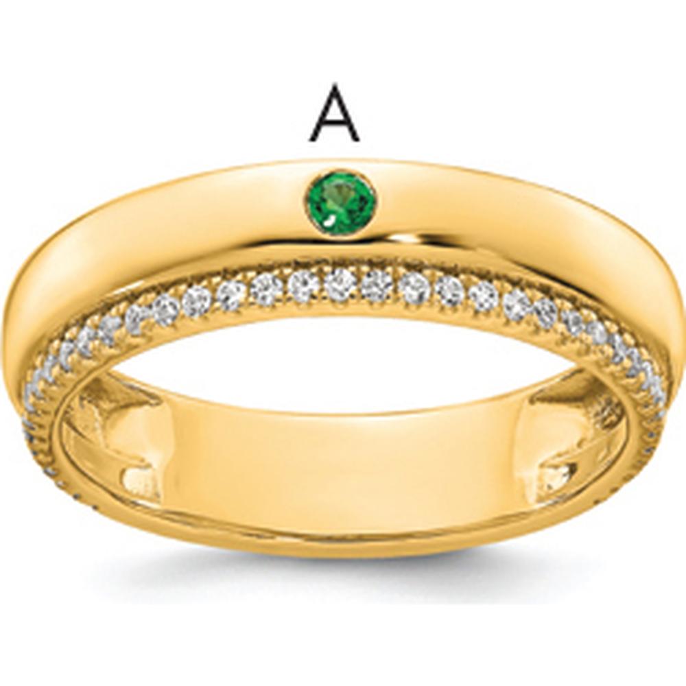 14K Yellow Gold Ring with Green Birthstone and Diamond Accent - 0.15 Carat Total Diamond Weight by Oro Pregiato