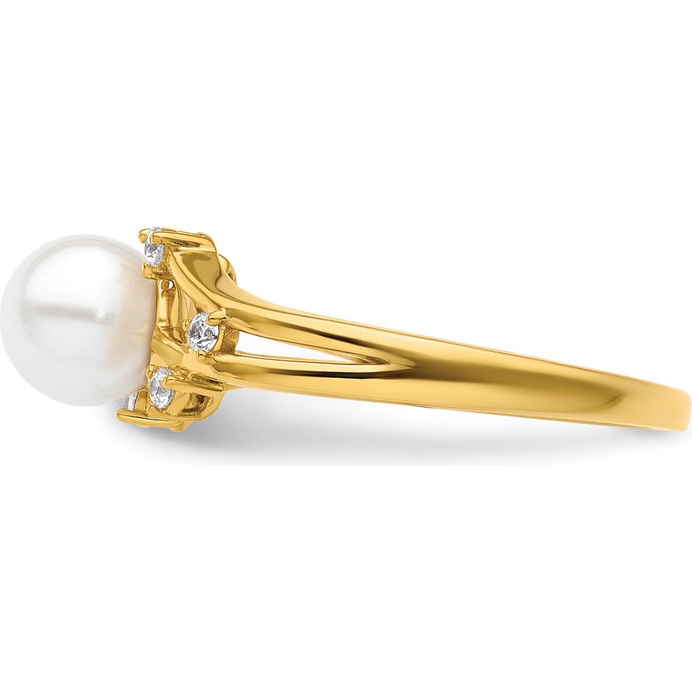 14K Yellow Gold Ring with Round White Freshwater Cultured Pearl and 1/10 Carat Total Weight Natural Diamonds by 0