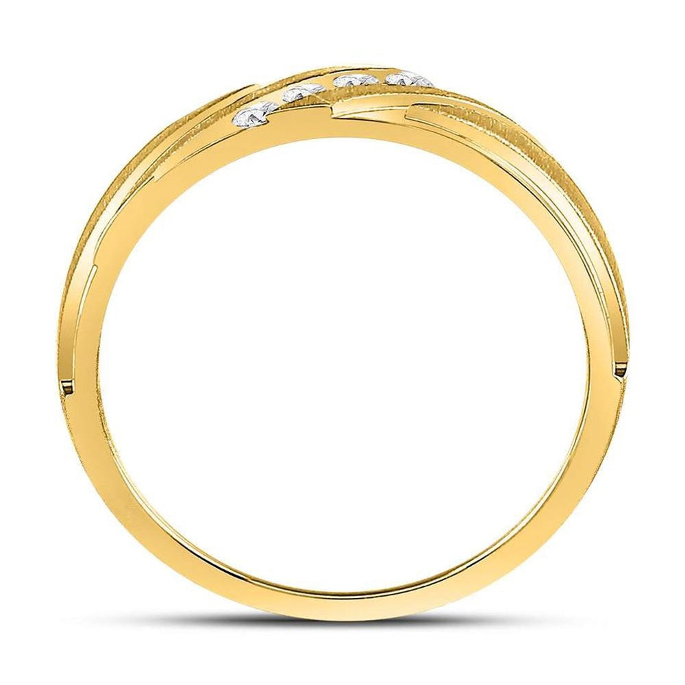 14K Yellow Gold Round Diamond Bridal Ring Set - 1/6 Carat Total Diamond Weight