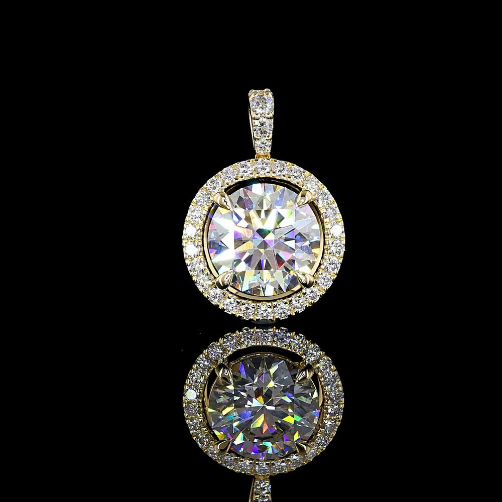 14K Yellow Gold Round Halo Pendant with 2.25 Carat E VS1 Lab Diamond Center and 0.27 Carat Total Lab Diamond Accents - 2.52 Carat Total Diamond Weight - Covaloro Fine Jewelry