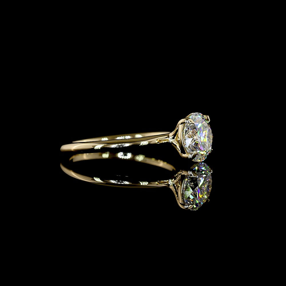 14K Yellow Gold Round Solitaire Ring with 1.75 Carat Lab-Grown D VVS2 Brilliant Cut Diamond - IGI Certified - Covaloro Fine Jewelry