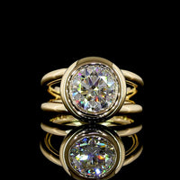 14K Yellow Gold Round Solitaire Ring with 3.01 Carat Lab Grown Brilliant Cut Diamond - F VS1 Clarity, E-F Color, Bezel Setting - Covaloro Fine Jewelry