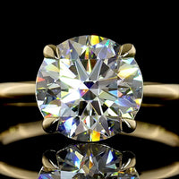 14K Yellow Gold Round Solitaire Ring with 3.04 Carats Lab-Grown Diamond (E-F Color, VVS2 Clarity) - IGI Certified - Covaloro Fine Jewelry